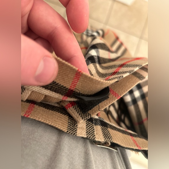 SOLD Beautiful Vintage Pleated Wool Burberrys Novacheck Buckled Skirt - Picture 11 of 13